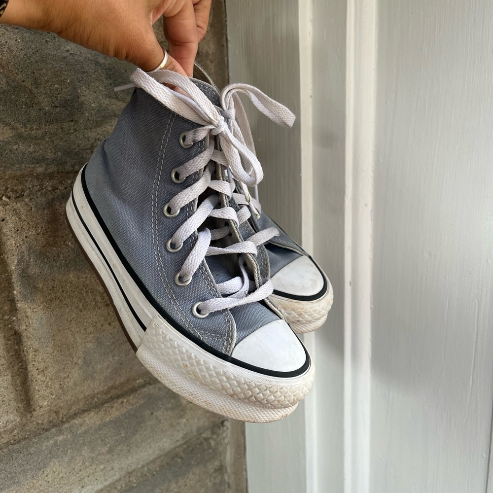 Converse Kids High-Top Sneakers in blue and White
